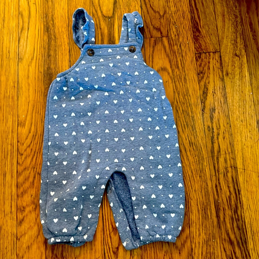 Old Navy jumper. 3 to 6 months.